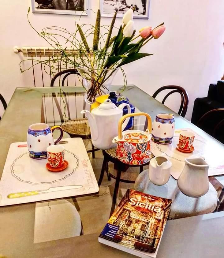 Calimero Luxury Suite Палермо Екстериор снимка